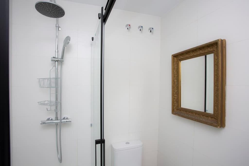 Elegante Apartamento Cerca De La Playa Apartment Valencia Ngoại thất bức ảnh