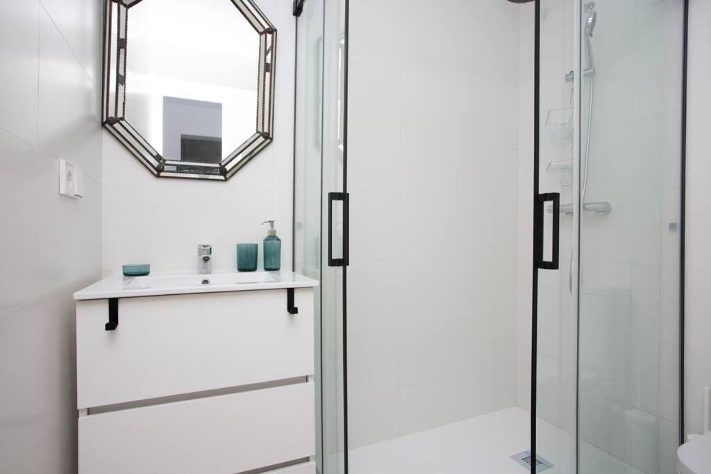 Elegante Apartamento Cerca De La Playa Apartment Valencia Ngoại thất bức ảnh